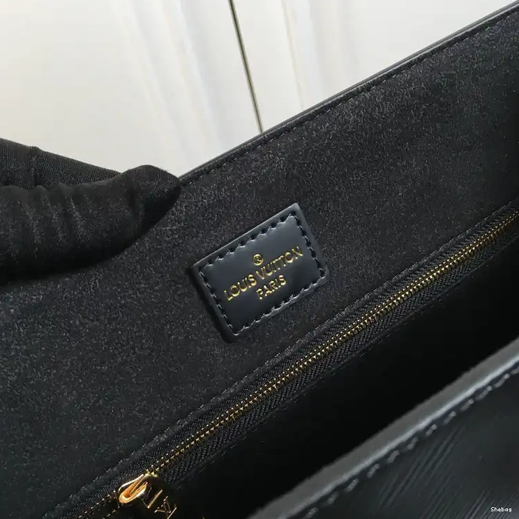 LV 2112FY0030 Bag 0803